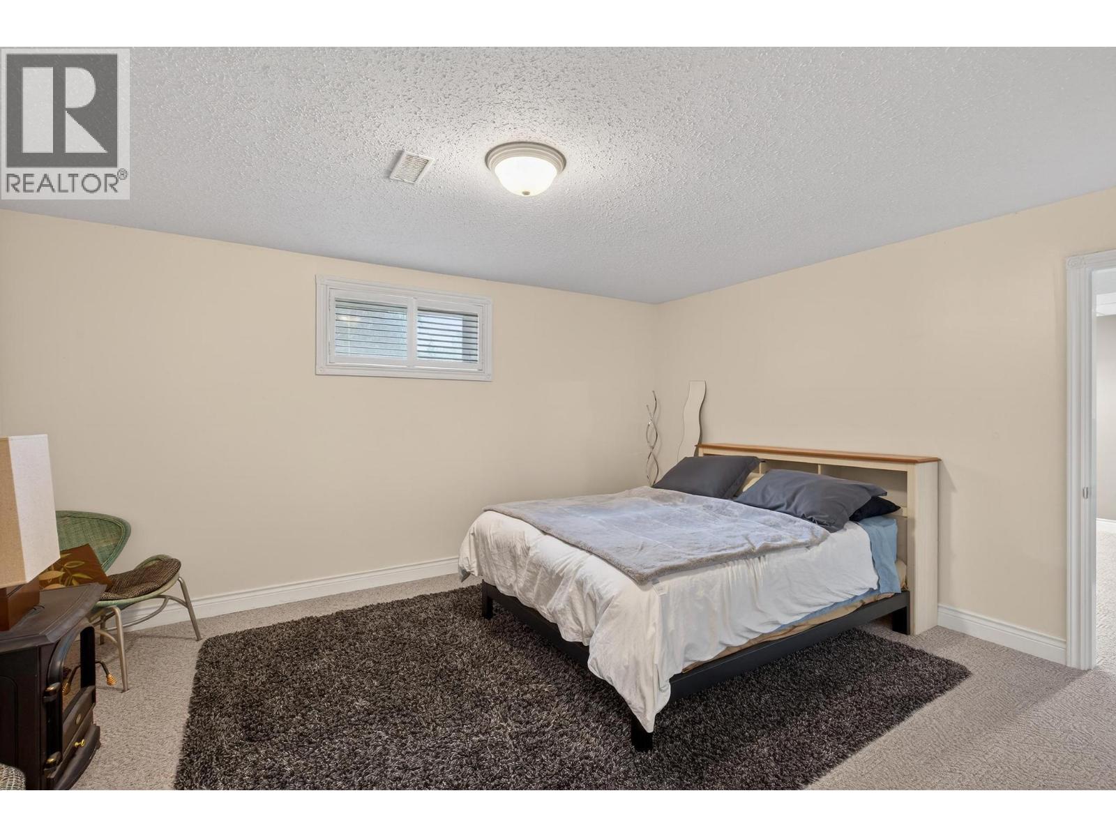 486 Bayhill Place, Kelowna