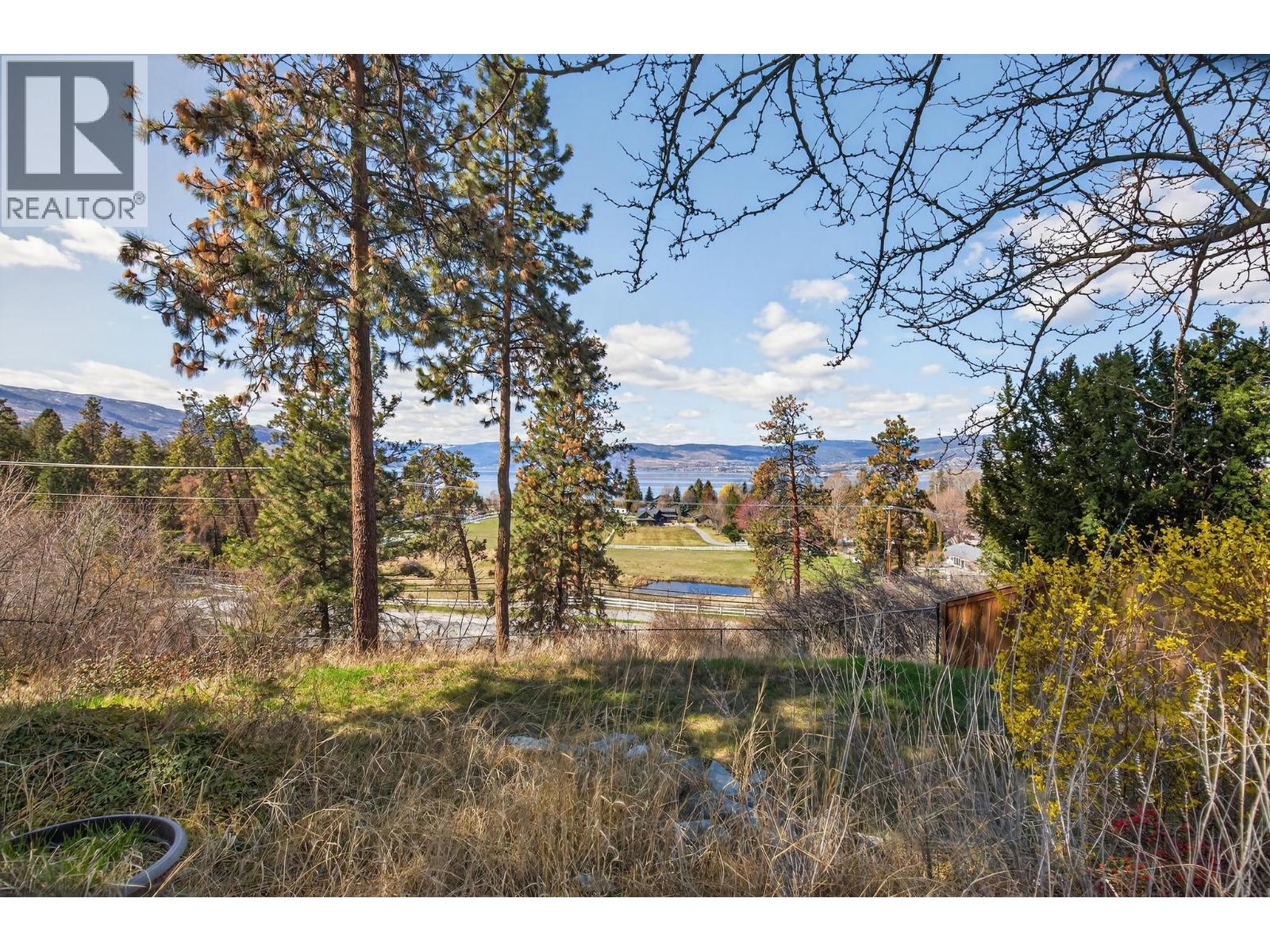 486 Bayhill Place, Kelowna