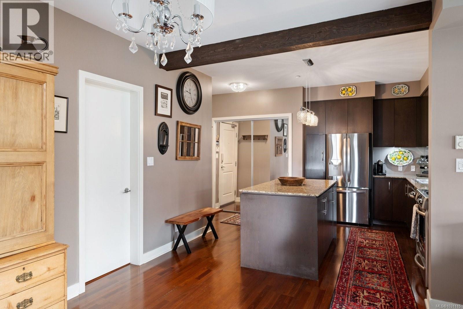 301 1375 Bear Mountain Pkwy, Langford