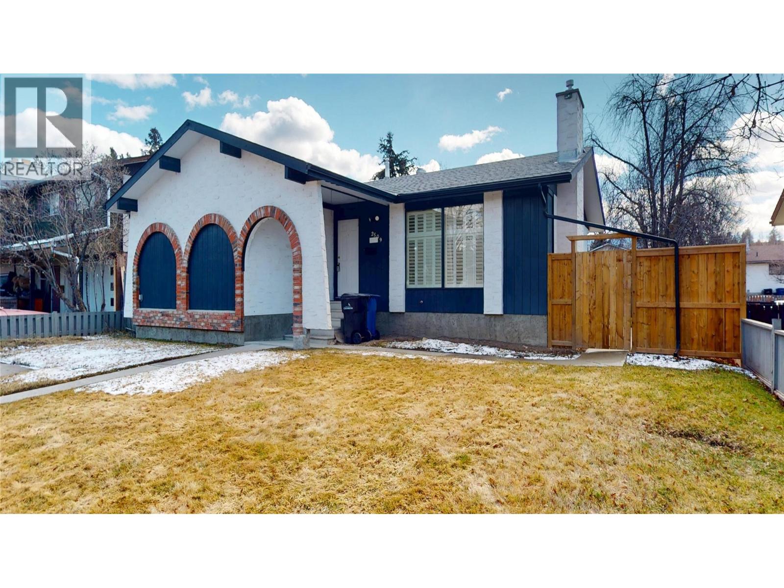 2509 3rd Street S, Cranbrook