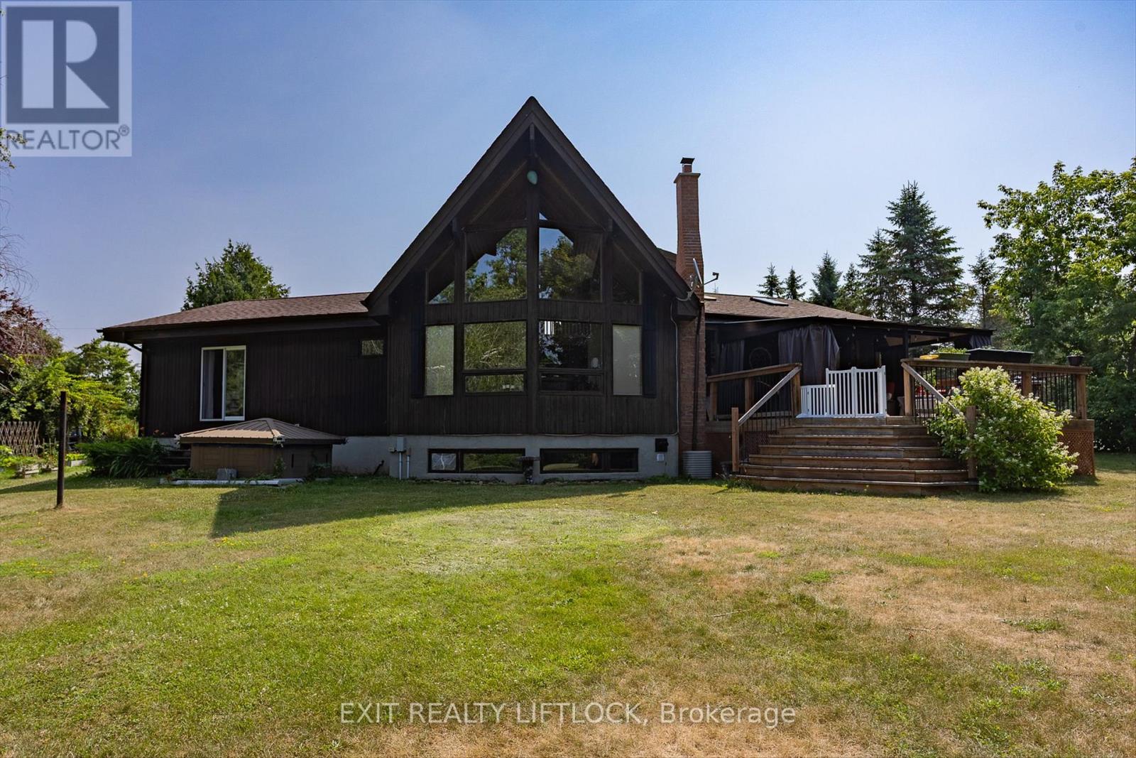 25 BALSAM ROAD - 1