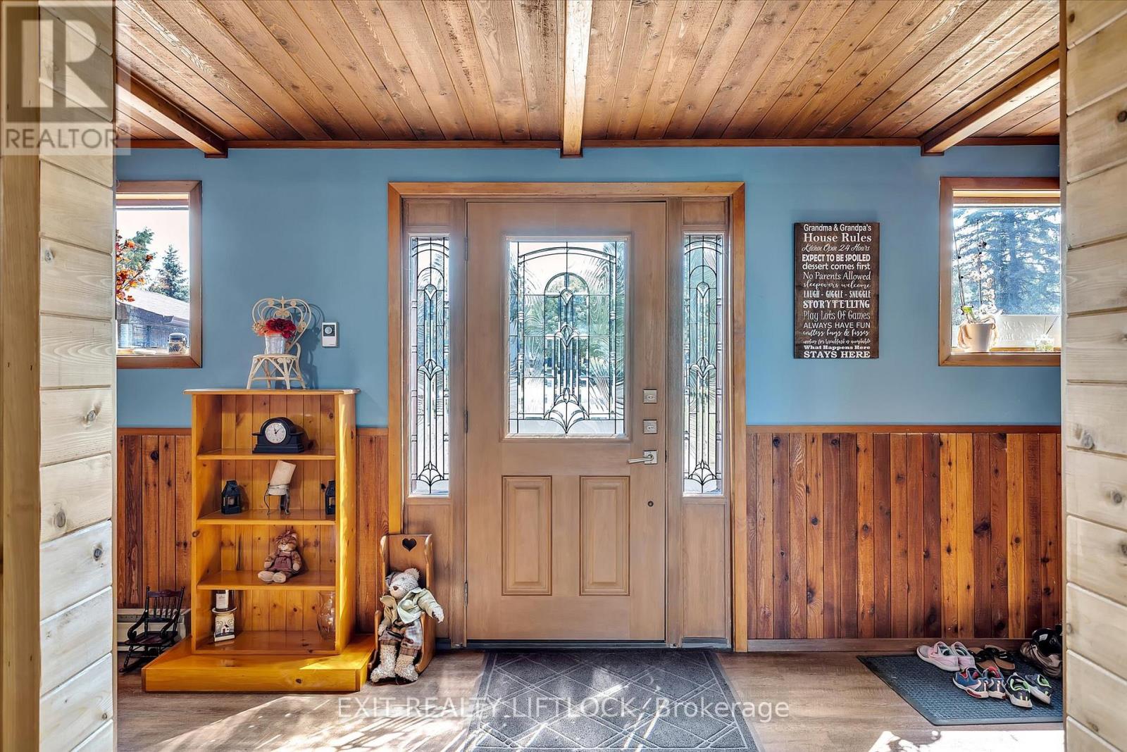 25 BALSAM ROAD - 3