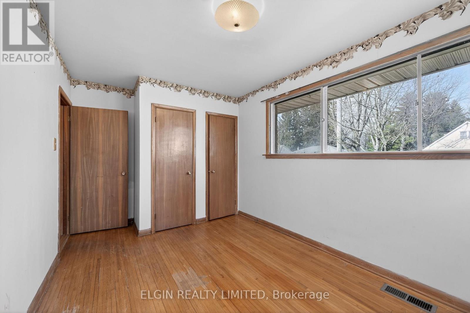 8 ERMATINGER STREET Property Photo