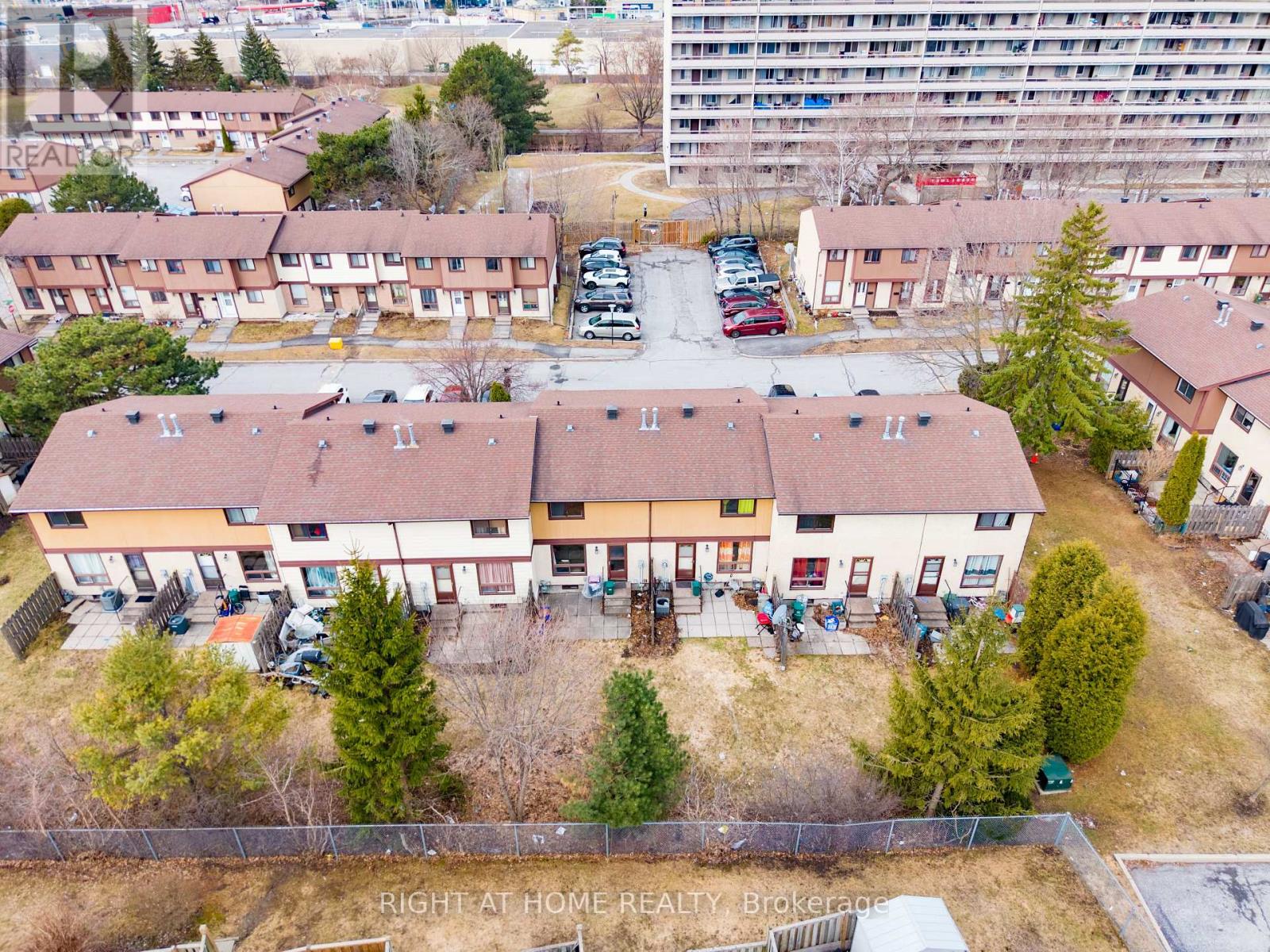 1324 BELGATE WAY — photo 31