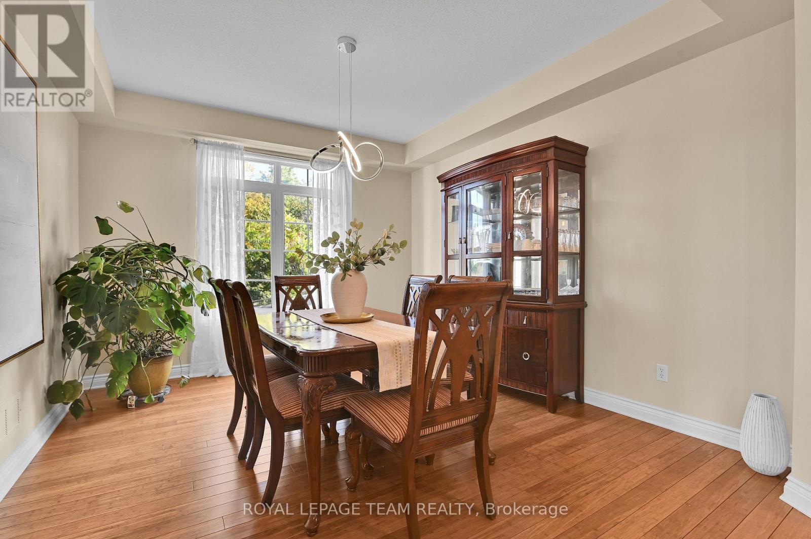756 KILBIRNIE DRIVE - 7