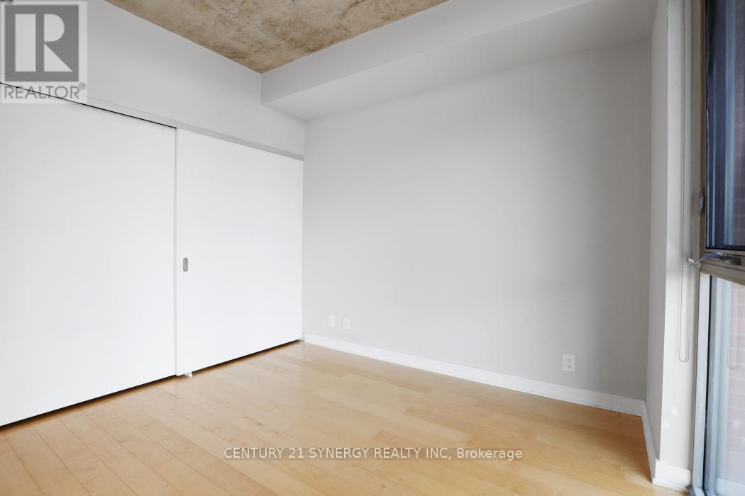 633 - 340 MCLEOD STREET — photo 24