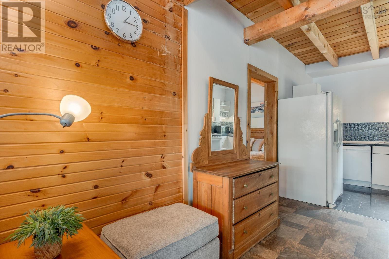 Property 15 of 50 of 397 Peters Drive