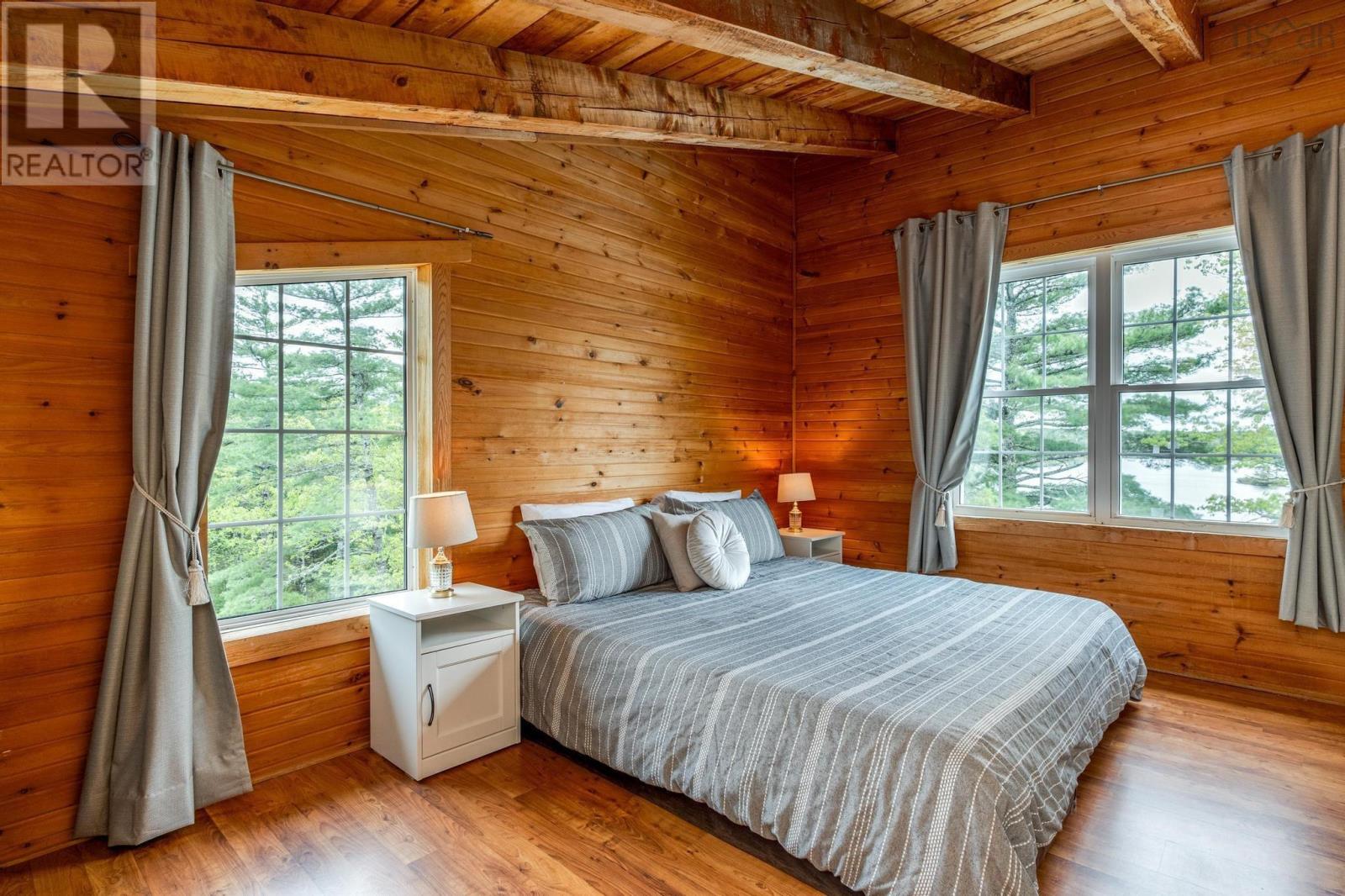 Property 27 of 50 of 397 Peters Drive