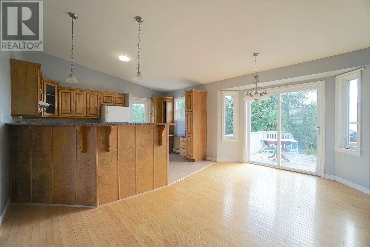 7 SPRING STREET - 27