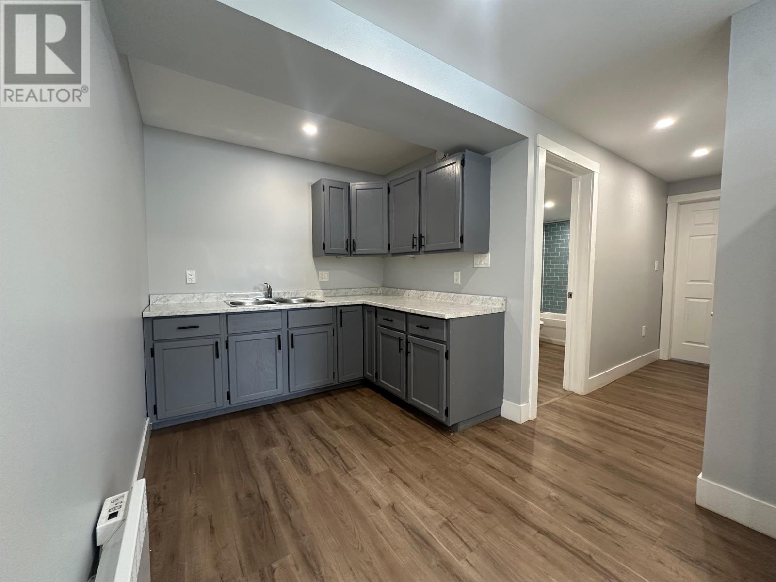 7 SPRING STREET - 32