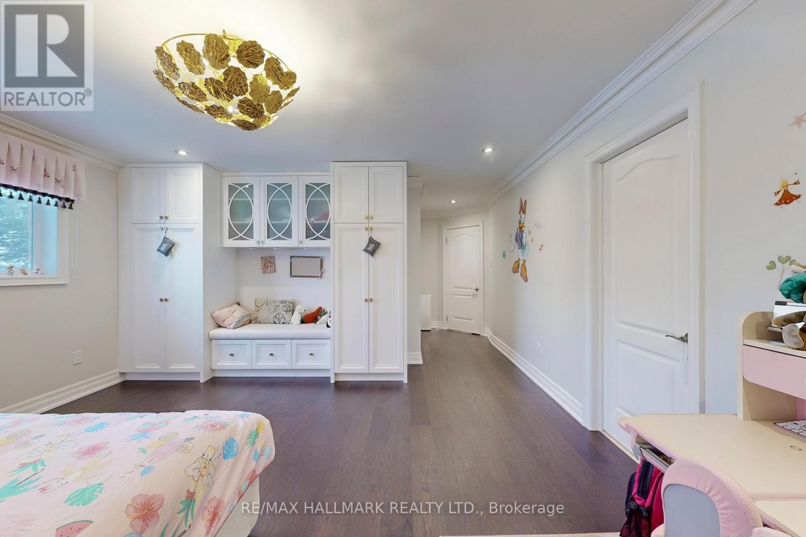 14 ROBERT GRAY ROAD - 31