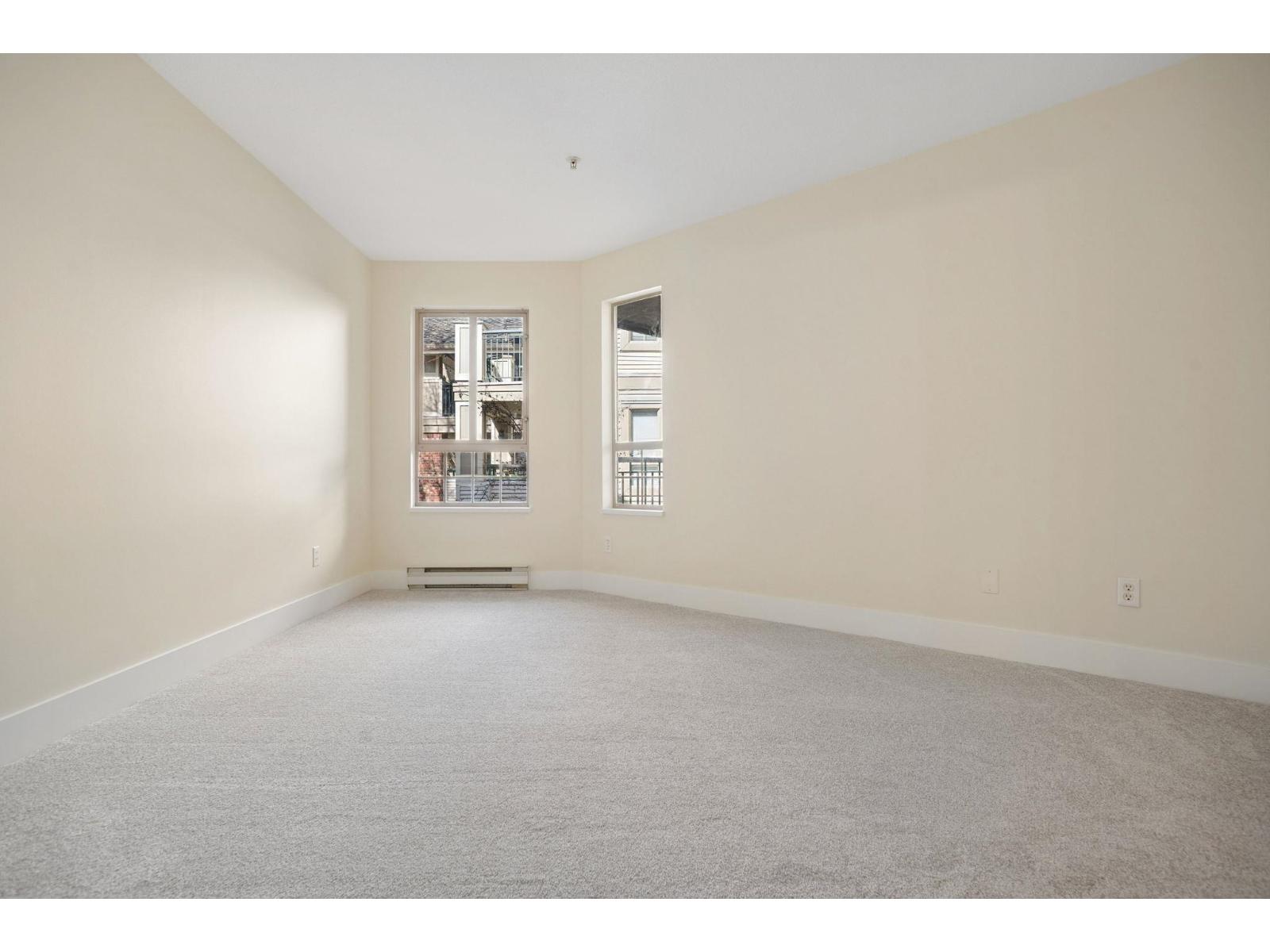 220 22025 48 AVENUE, Langley