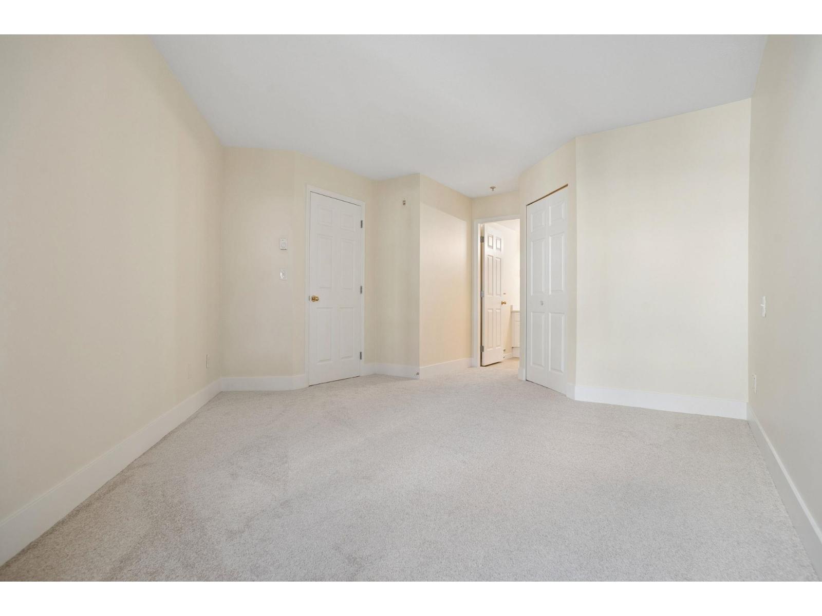 220 22025 48 AVENUE, Langley