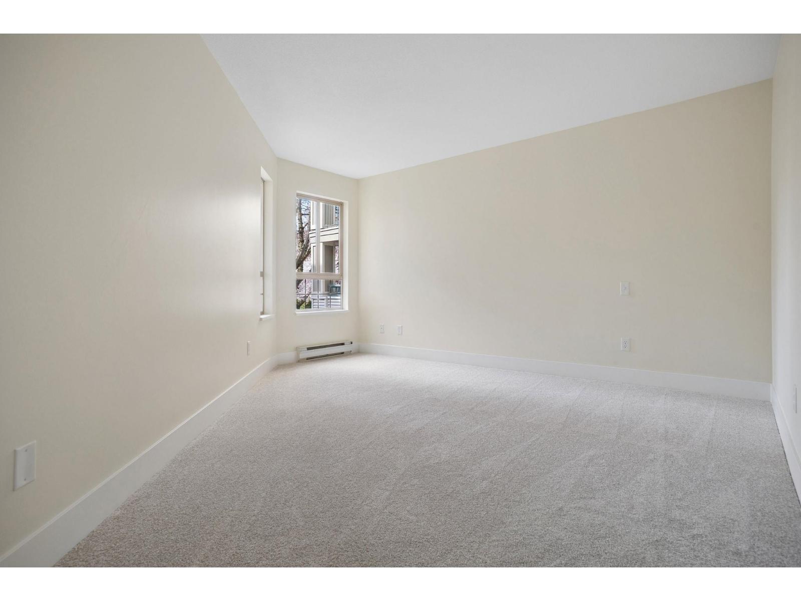 220 22025 48 AVENUE, Langley