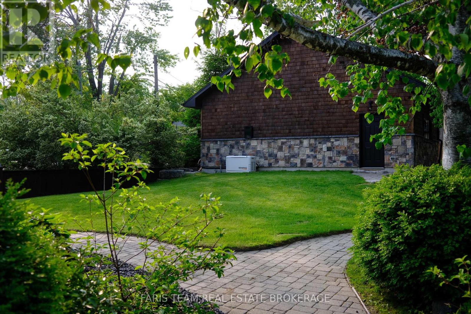 3 GREENWOOD FOREST ROAD — photo 34