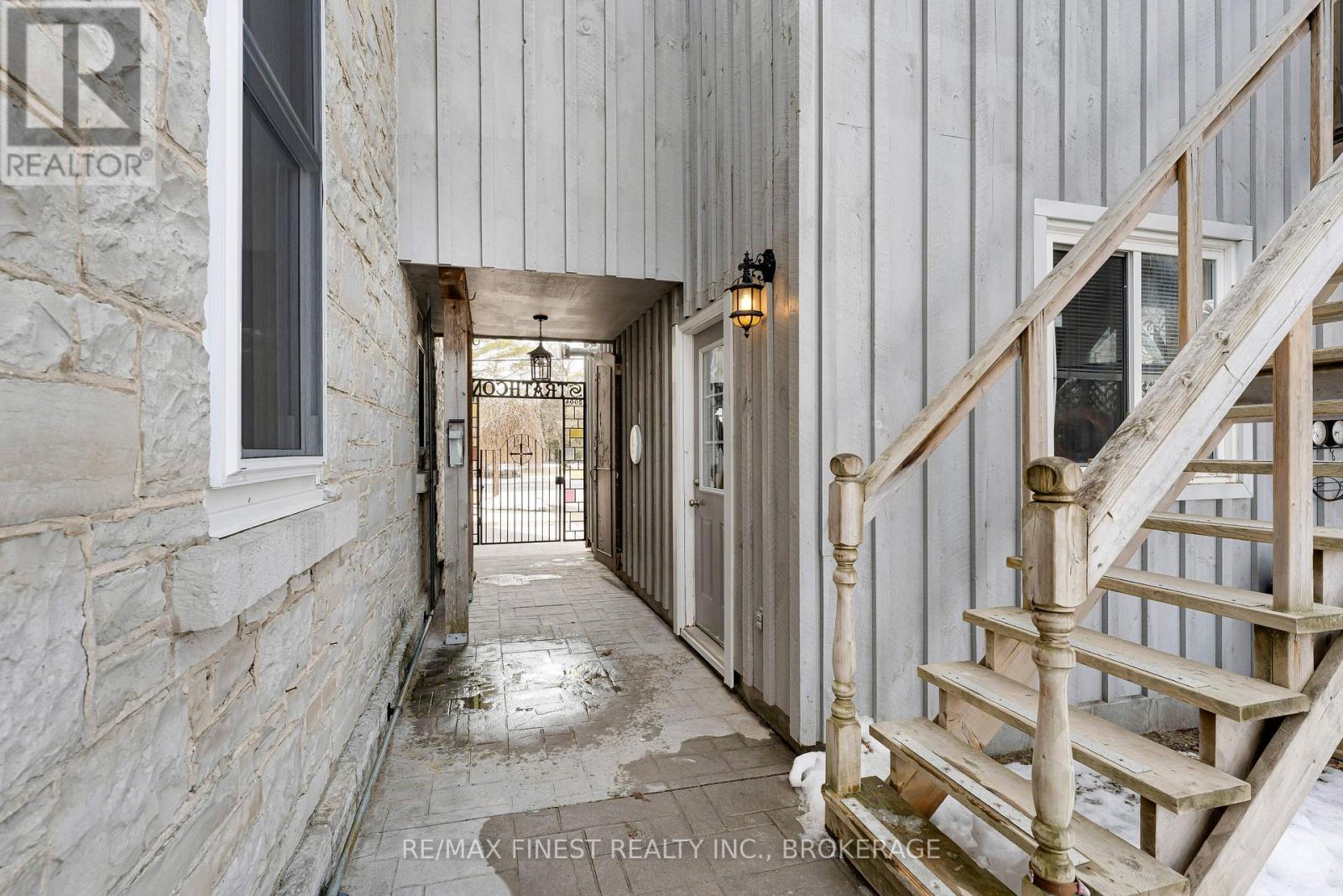 89 FINLAY STREET - 43