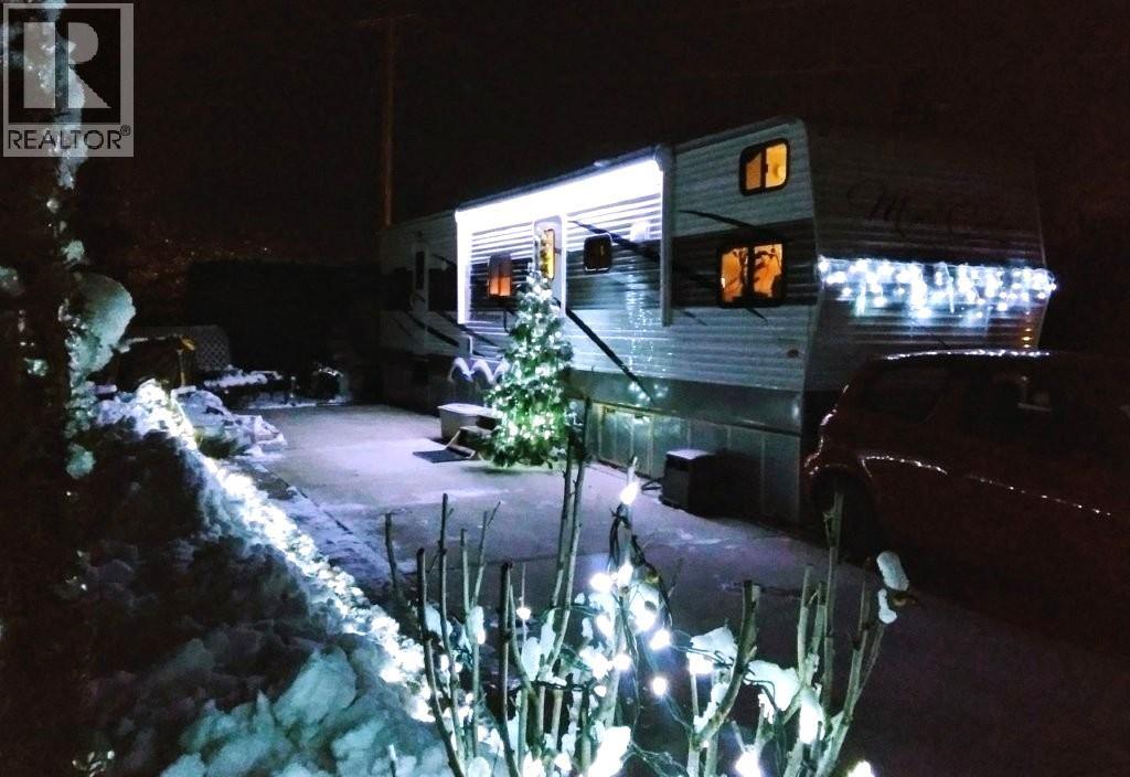 #301 415 COMMONWEALTH ROAD - 13