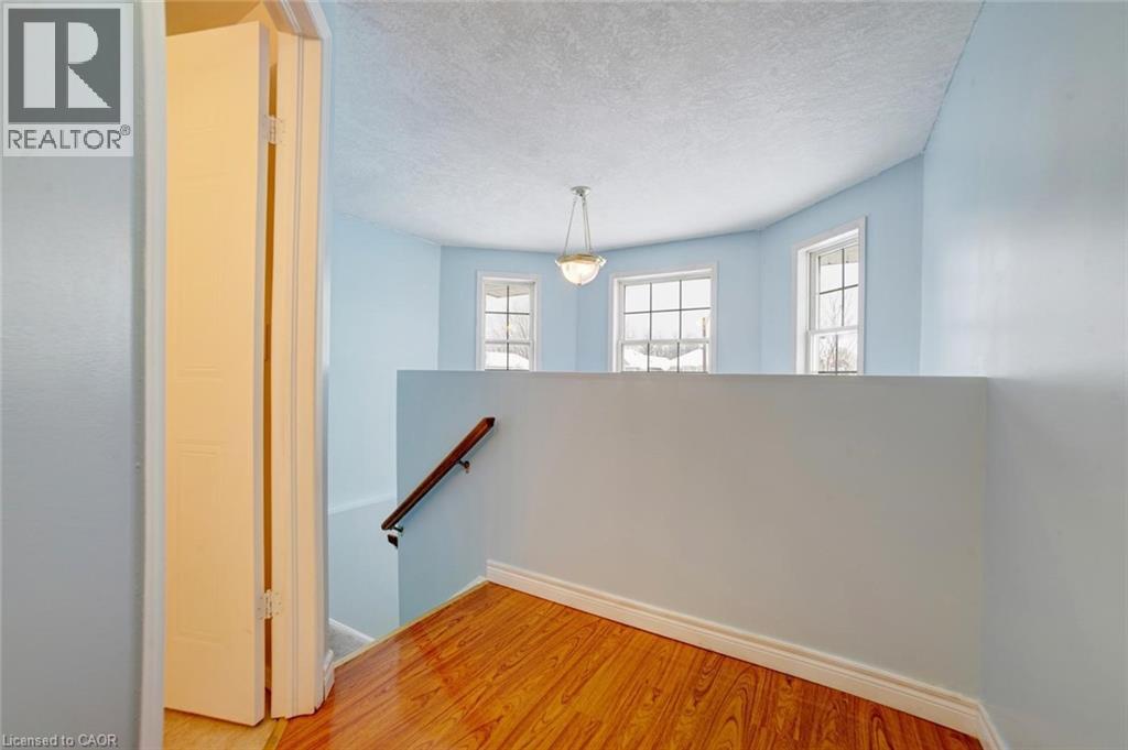 224 PINELAND Court, Waterloo, Ontario, N2T2S3 — Photo 21
