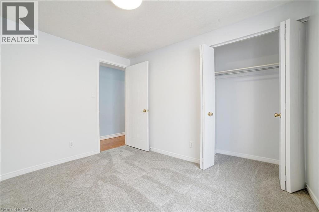 224 PINELAND Court, Waterloo, Ontario, N2T2S3 — Photo 28