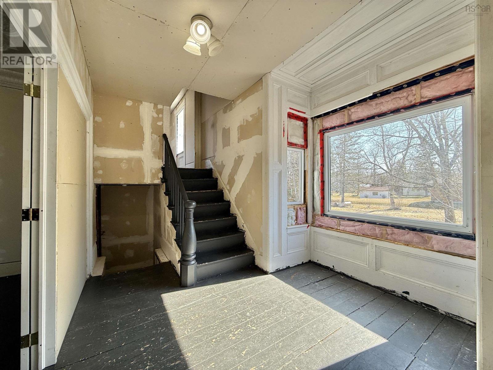 Property 12 of 29 of 1331 Highway 3