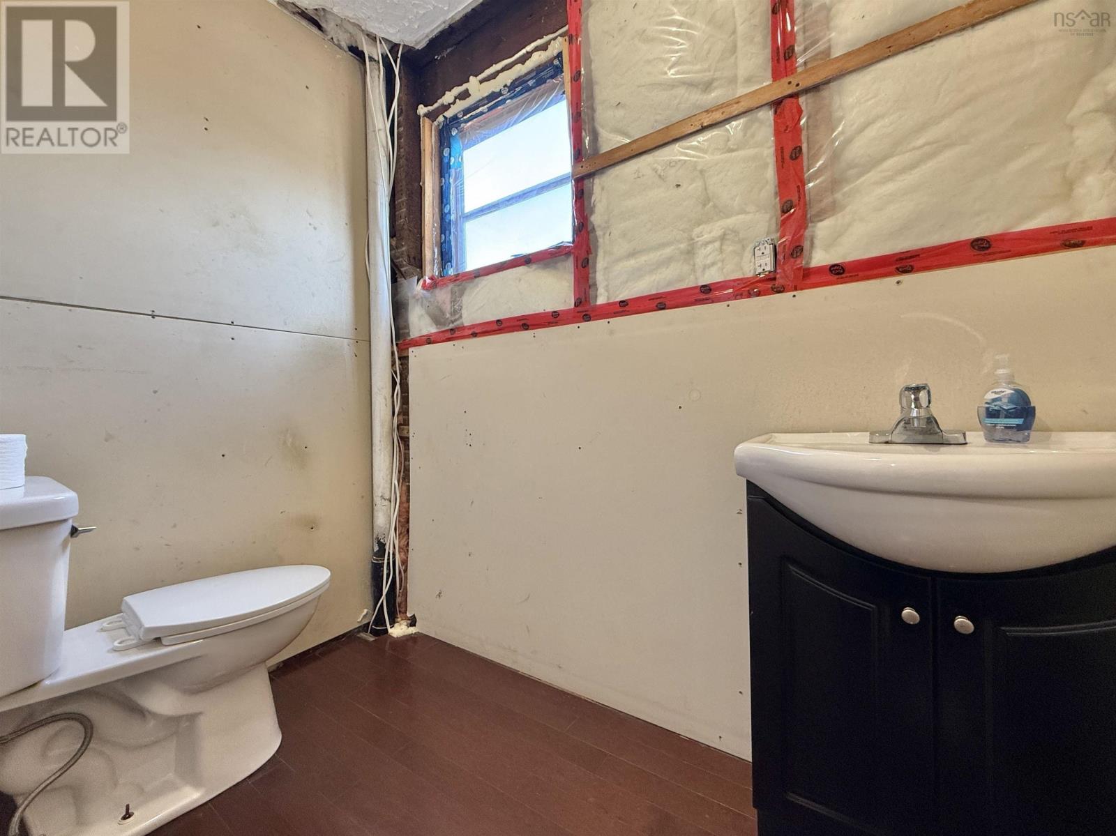 Property 23 of 29 of 1331 Highway 3