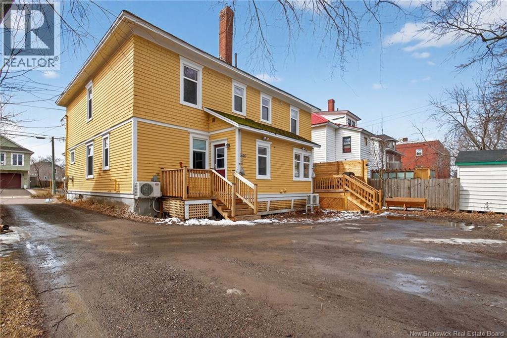 425 LUTZ STREET - 46
