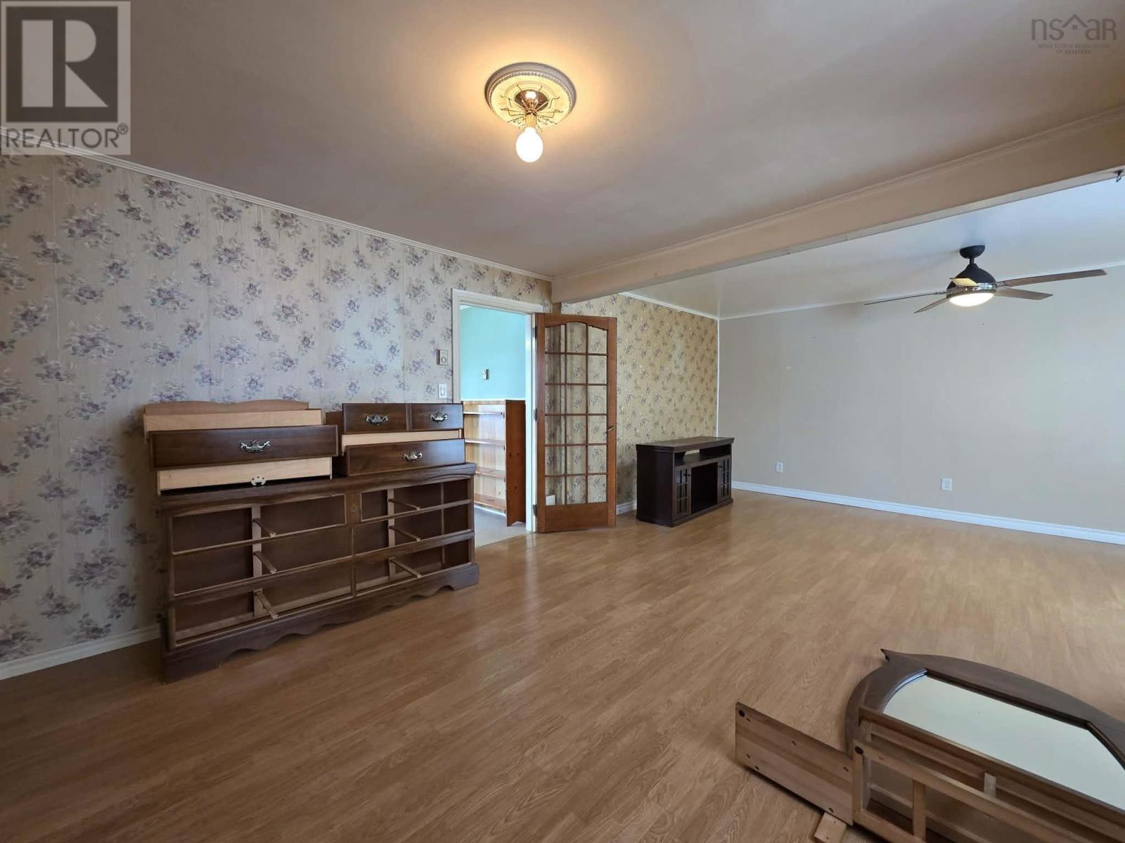 Property 17 of 29 of 68 Hillcrest Avenue