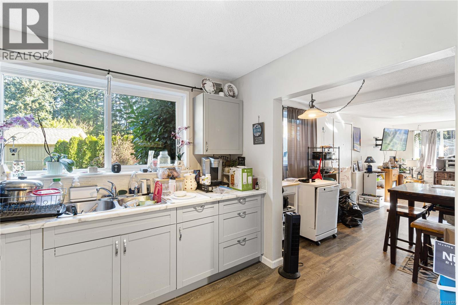 5430/5432 BERGEN OP ZOOM DR - 32