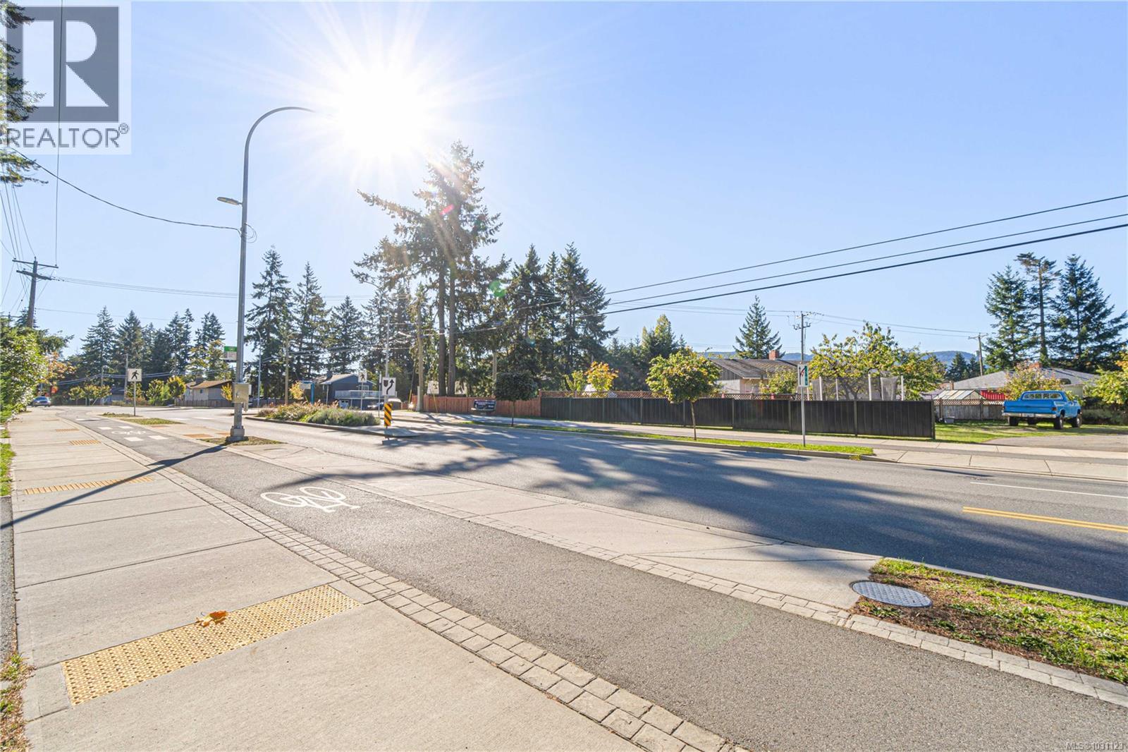 5430/5432 BERGEN OP ZOOM DR - 48