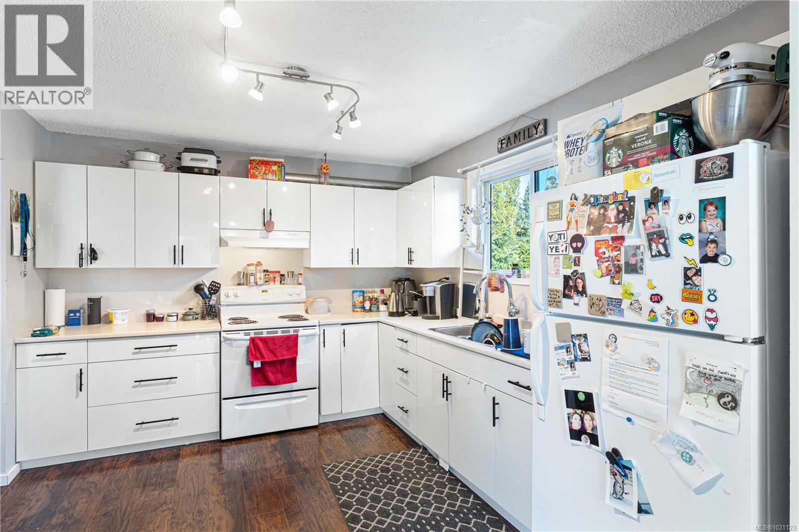 5430/5432 BERGEN OP ZOOM DR - 7