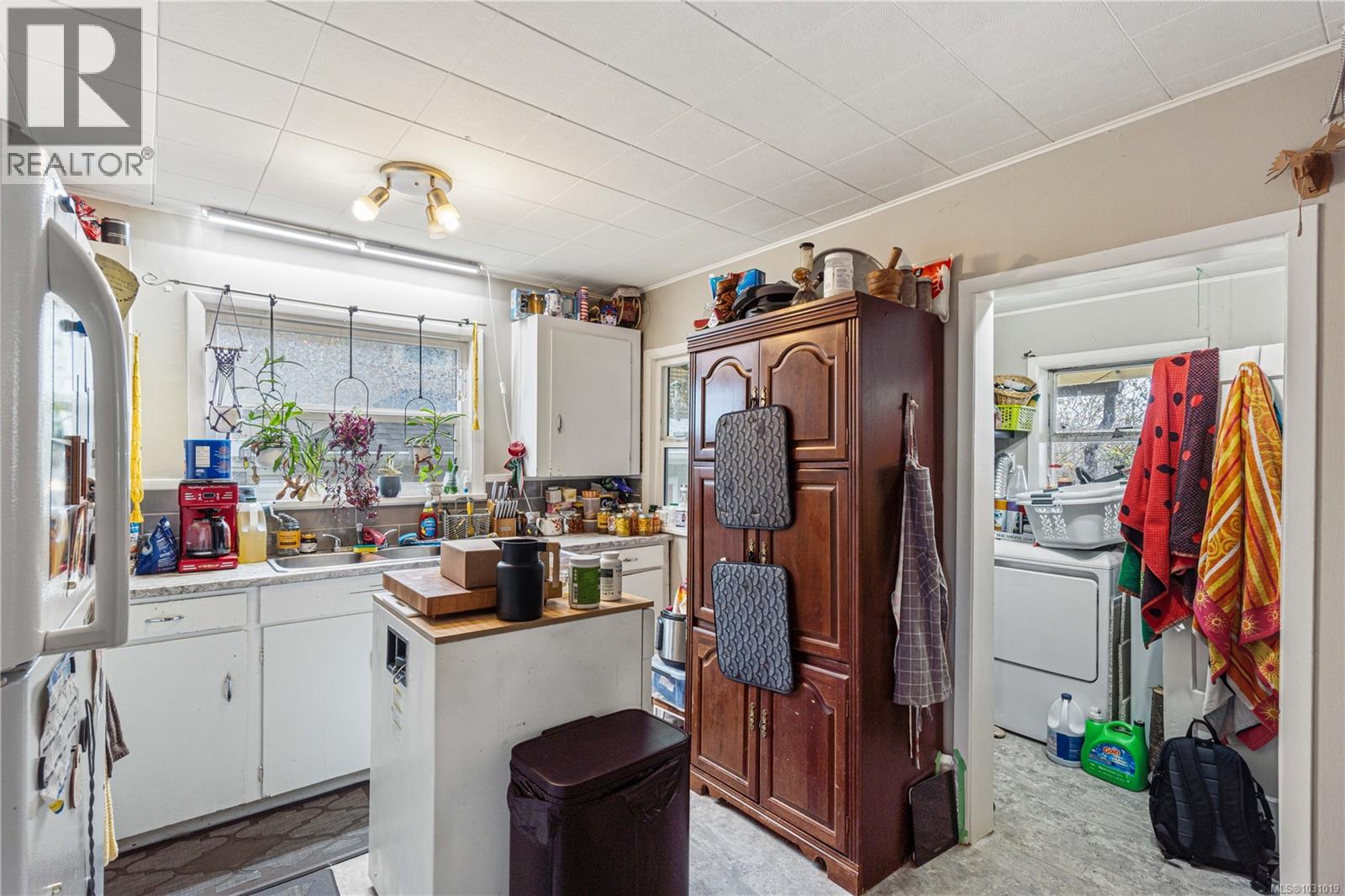 205 SABISTON ST - 13