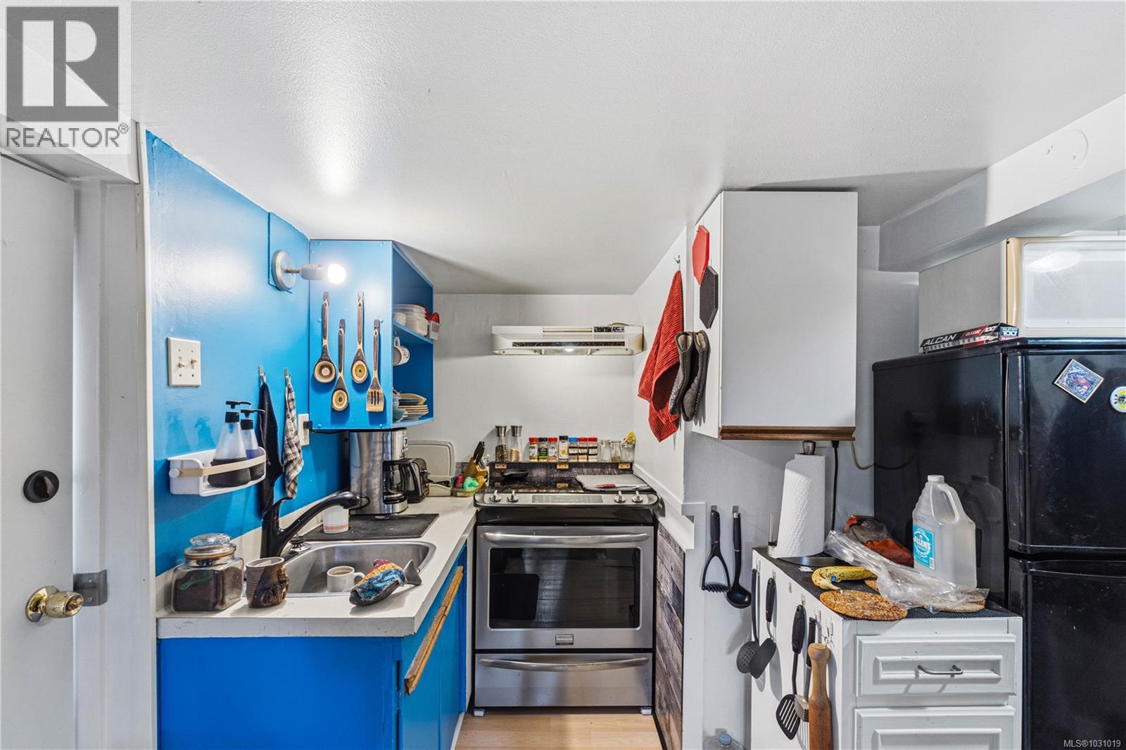 205 SABISTON ST - 16