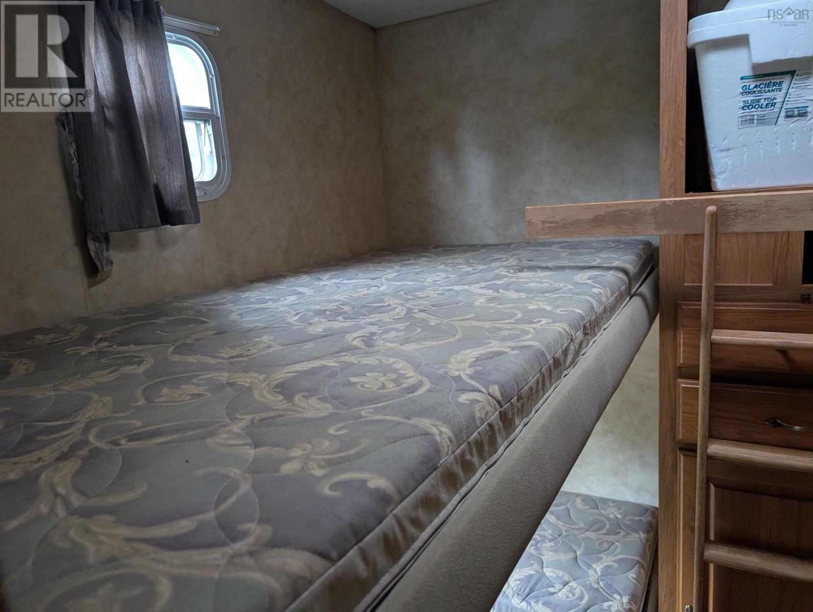 Property 26 of 32 of 191 Charlton Road