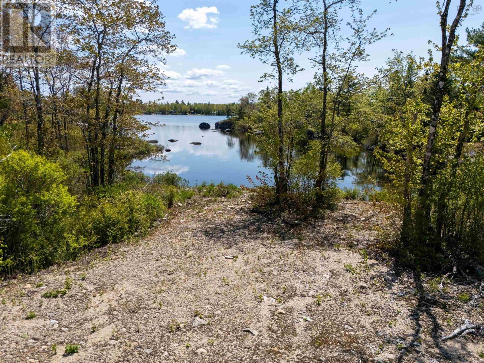 Property 28 of 32 of 191 Charlton Road