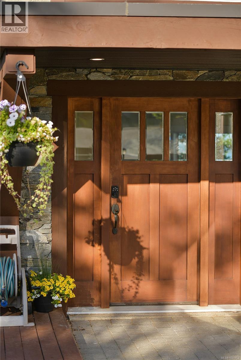 3411 Karger Terr, Colwood