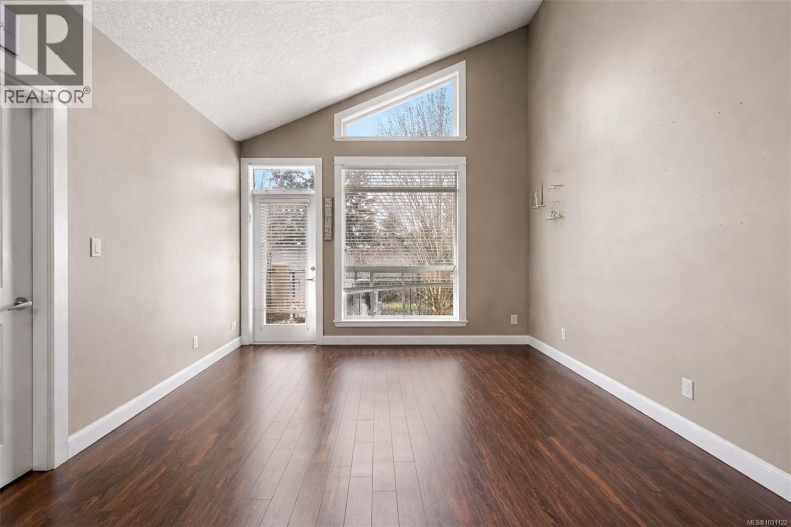 305 938 Dunford Ave, Langford