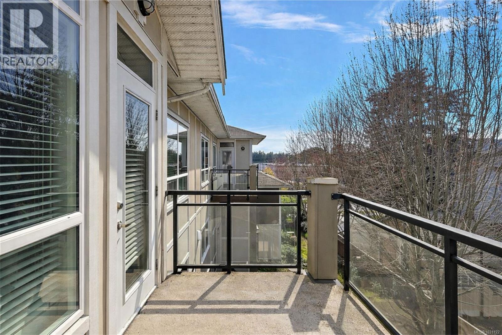 305 938 Dunford Ave, Langford