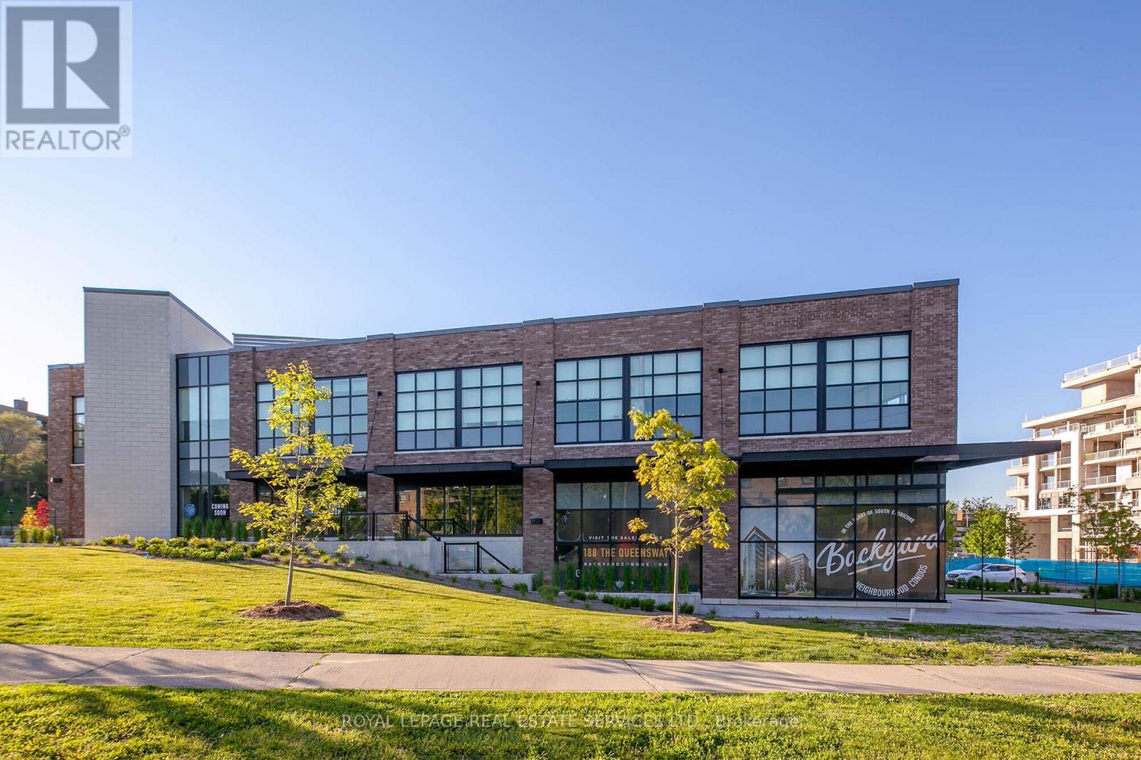 10 NEIGHBOURHOOD LANE