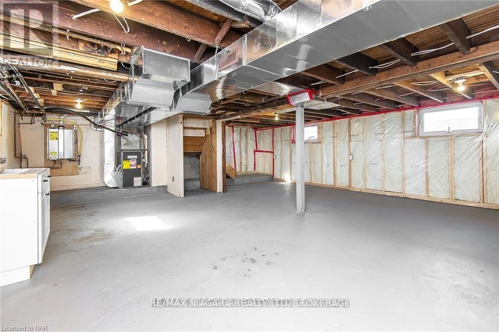 120 ELIZABETH STREET - 33