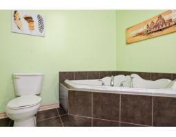 637 Boul. Des Grives, #3, Gatineau, QC J9A0C2 Photo 28