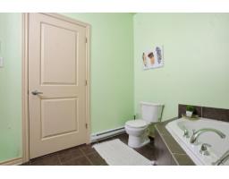 637 Boul. Des Grives, #3, Gatineau, QC J9A0C2 Photo 30