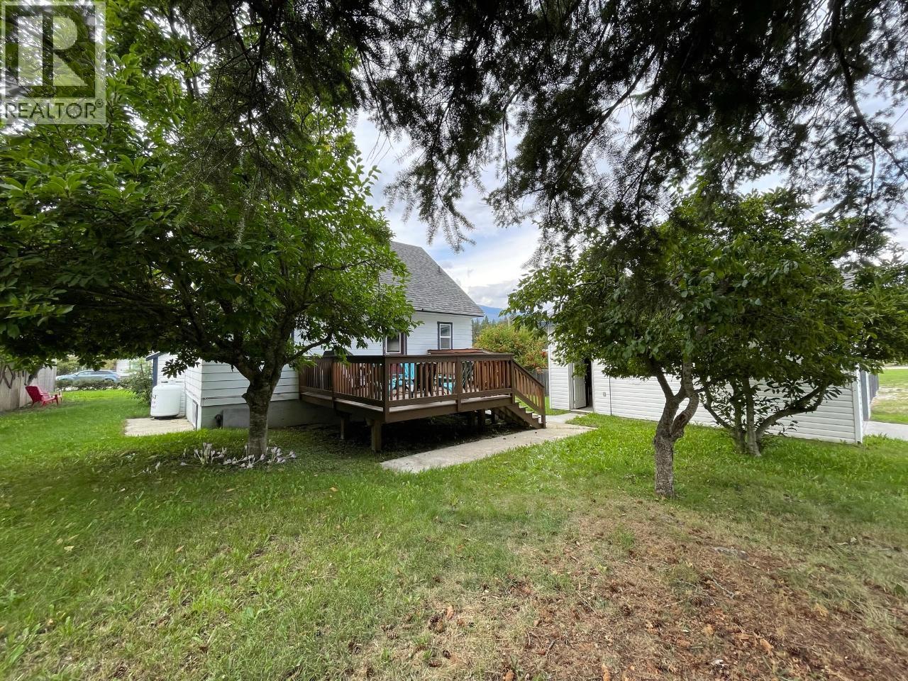 1526 EASTMAN Avenue, Riondel