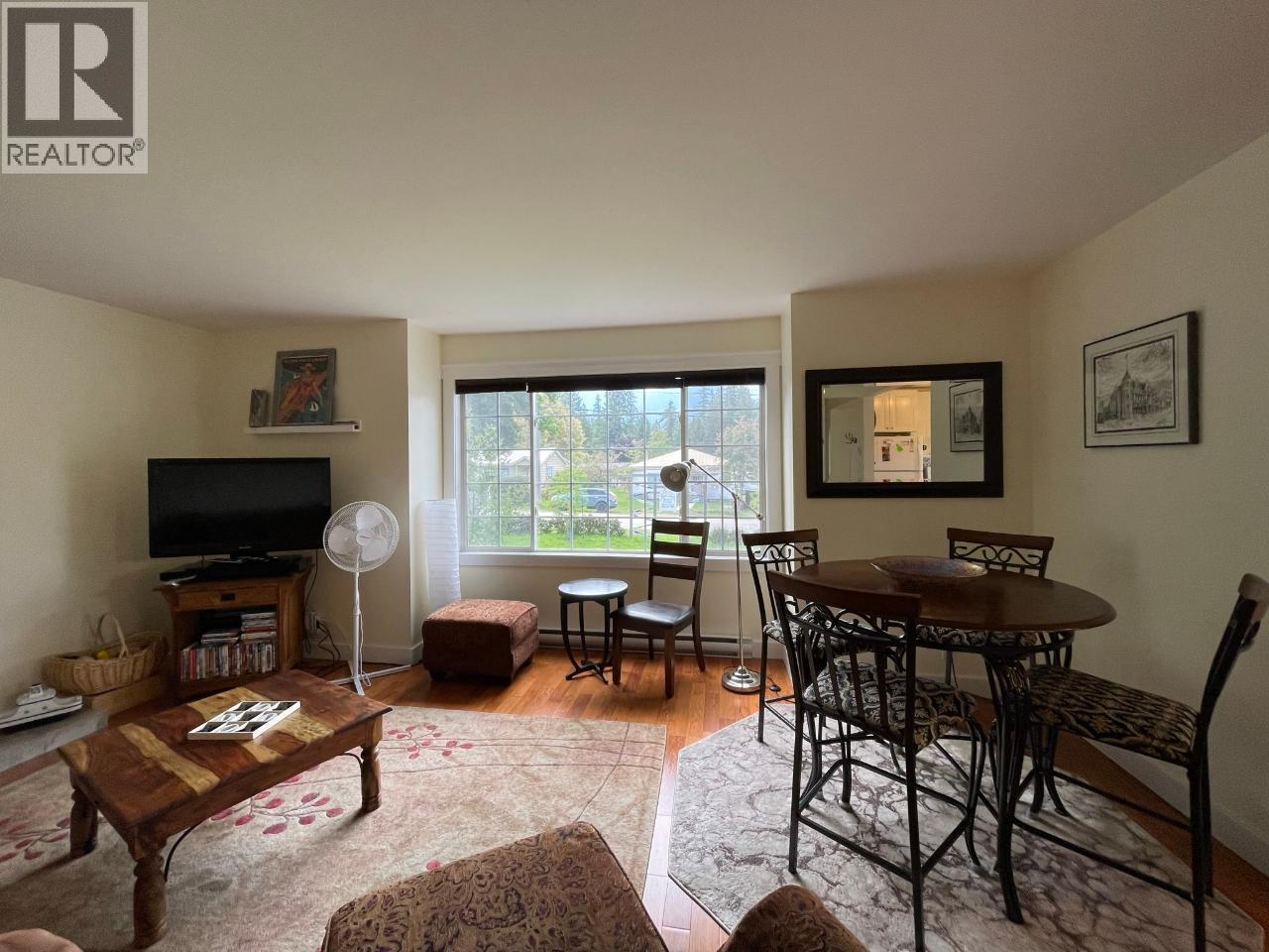 1526 EASTMAN Avenue, Riondel