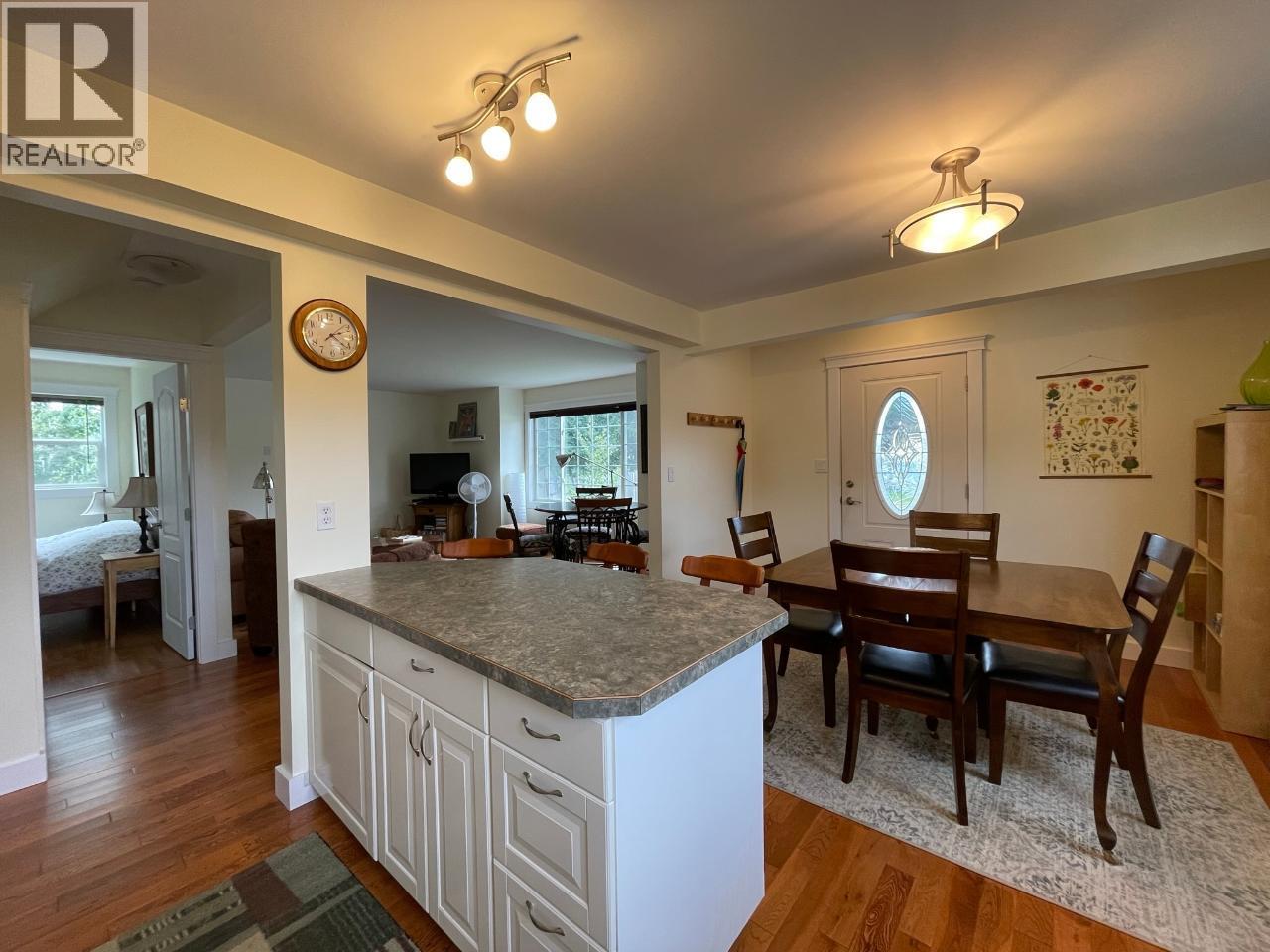 1526 EASTMAN Avenue, Riondel