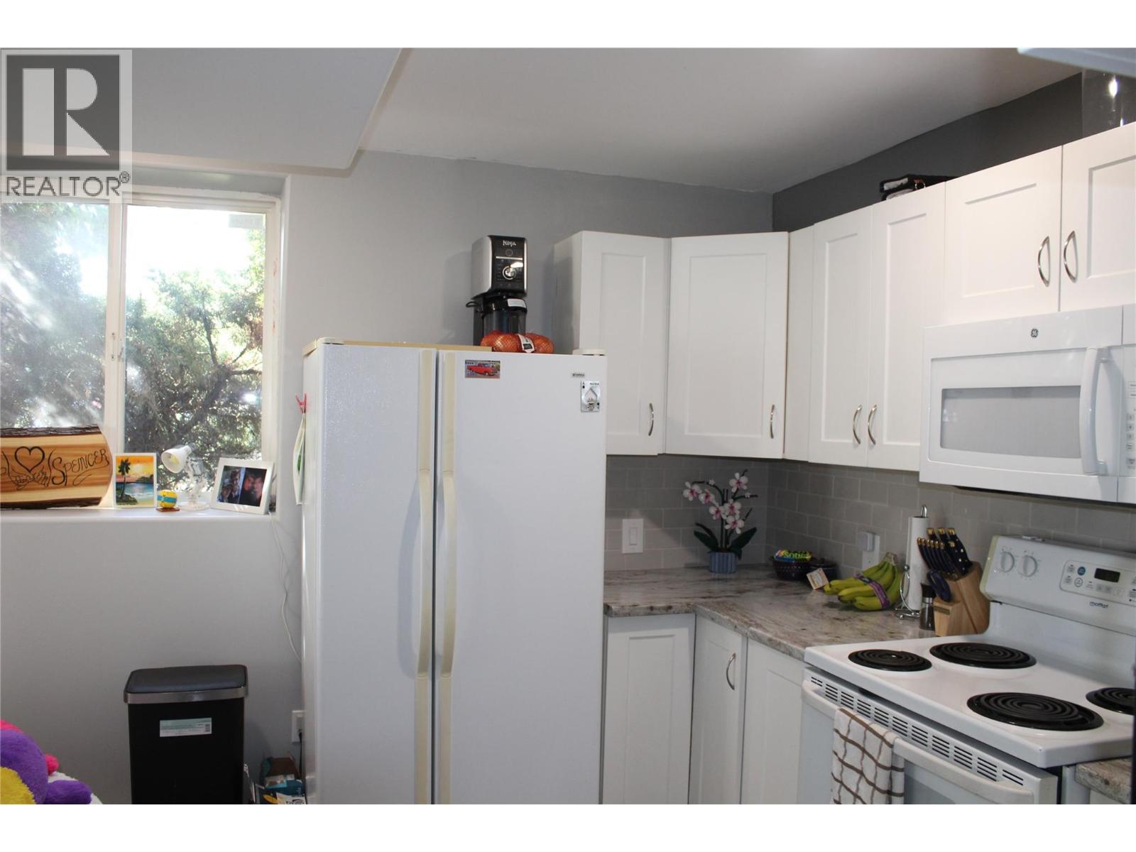 1021 12 Avenue SE, Salmon Arm