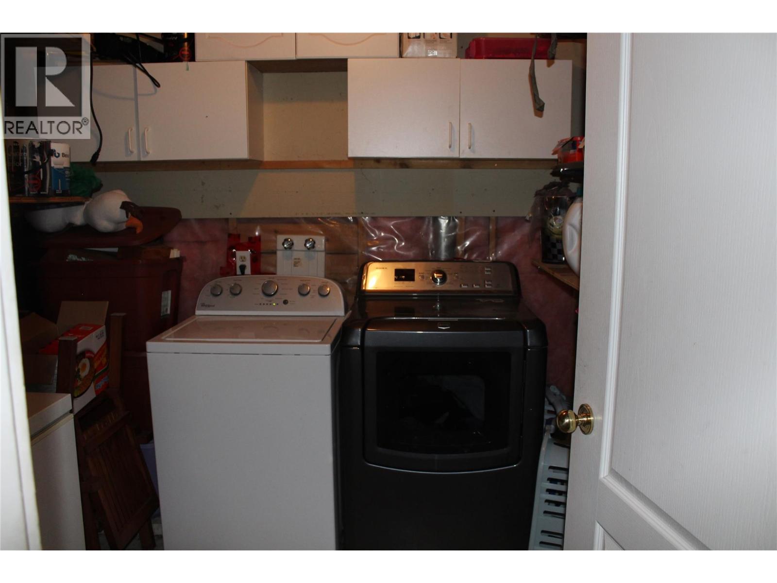 1021 12 Avenue SE - 27