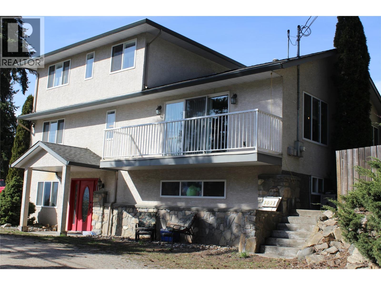 1021 12 Avenue SE, Salmon Arm