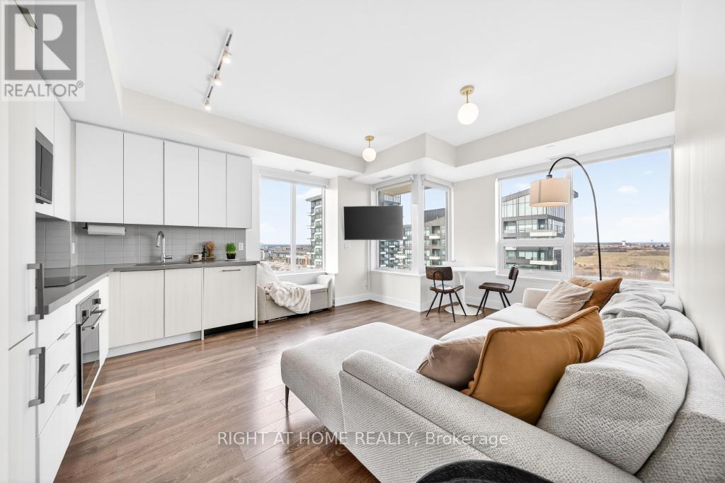 #1104 297 OAK WALK DRIVE - 24