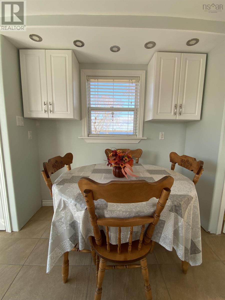 Property 20 of 43 of 231 Scotia Drive