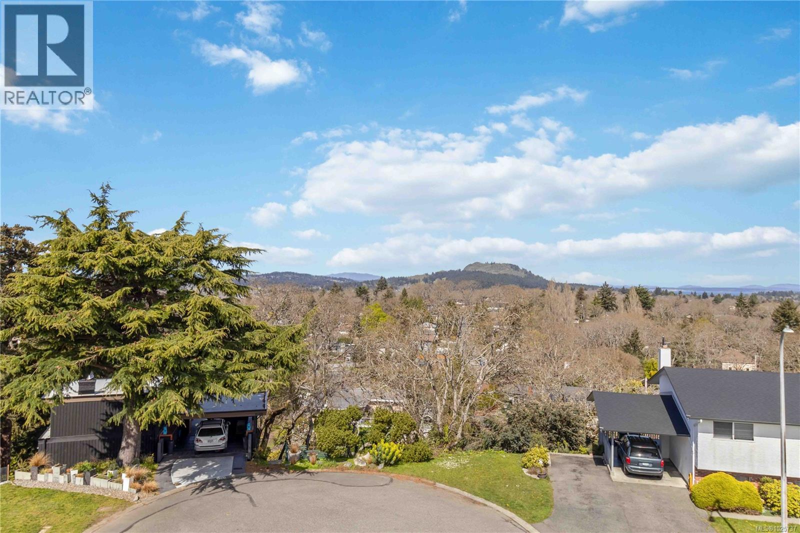 3700 KOOTENAY PL - 94